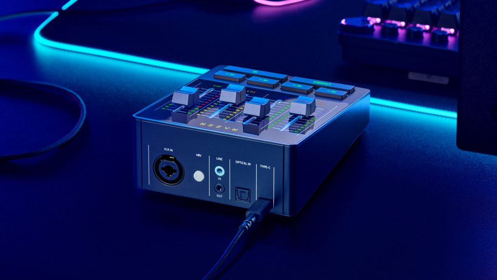 Layout 12 Audio Mixer